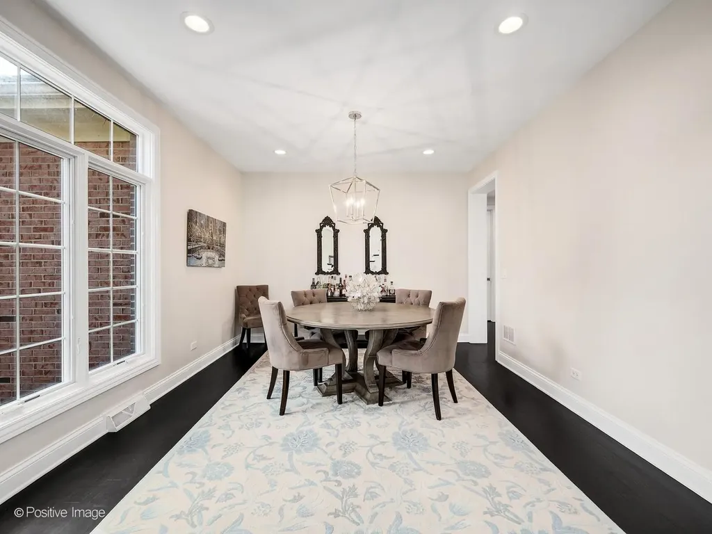 148 Hawkins Circle Wheaton IL 60189