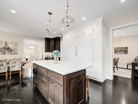 148 Hawkins Circle Wheaton IL 60189