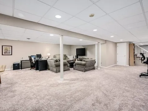 148 Hawkins Circle Wheaton IL 60189