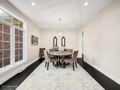 148 Hawkins Circle Wheaton IL 60189