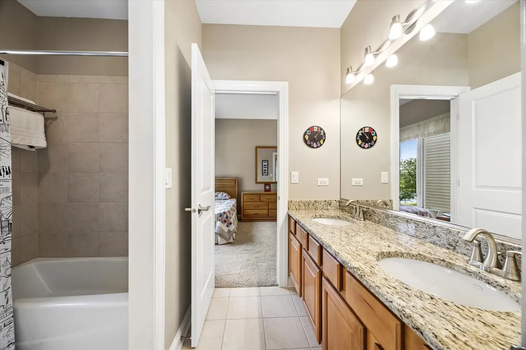 4124 Champion Road Naperville IL 60564