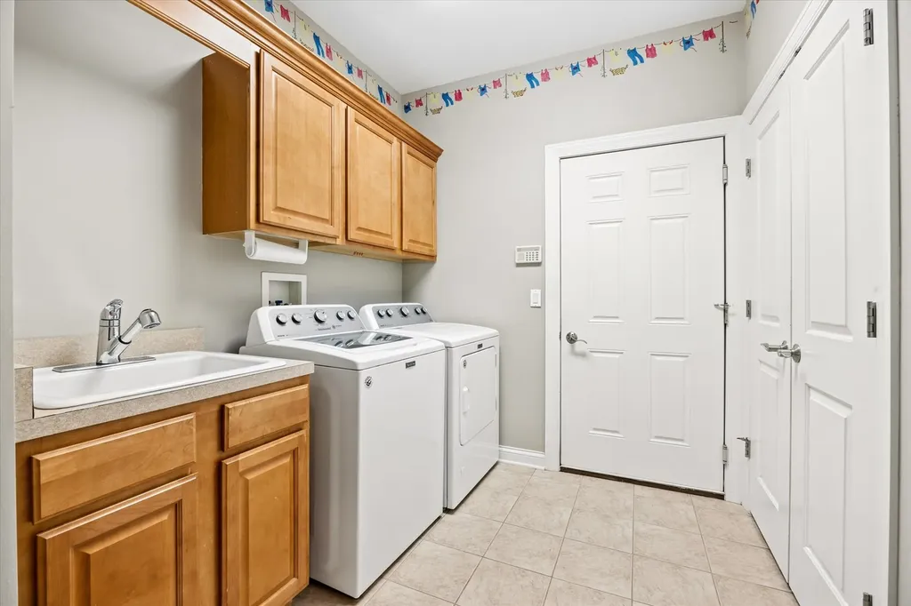 4124 Champion Road Naperville IL 60564