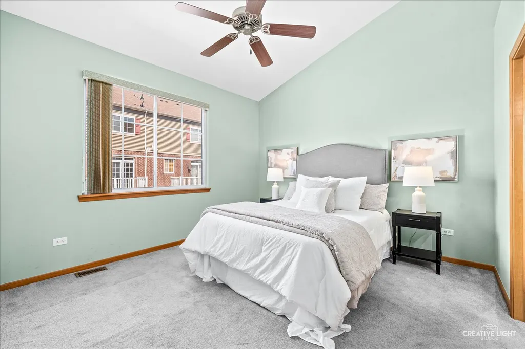 906 Neudearborn Lane Naperville IL 60563