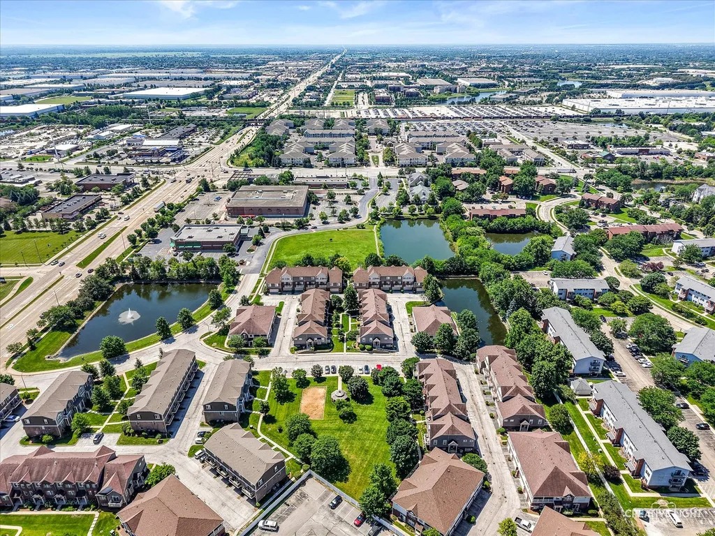 906 Neudearborn Lane Naperville IL 60563