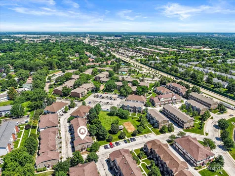906 Neudearborn Lane Naperville IL 60563