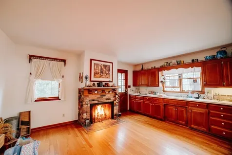 120 East Washington Avenue Watseka IL 60970