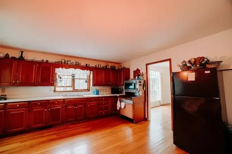 120 East Washington Avenue Watseka IL 60970