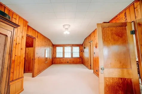 120 East Washington Avenue Watseka IL 60970