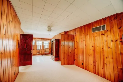 120 East Washington Avenue Watseka IL 60970