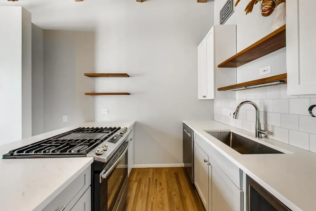 728 West Jackson Boulevard Chicago IL 60661