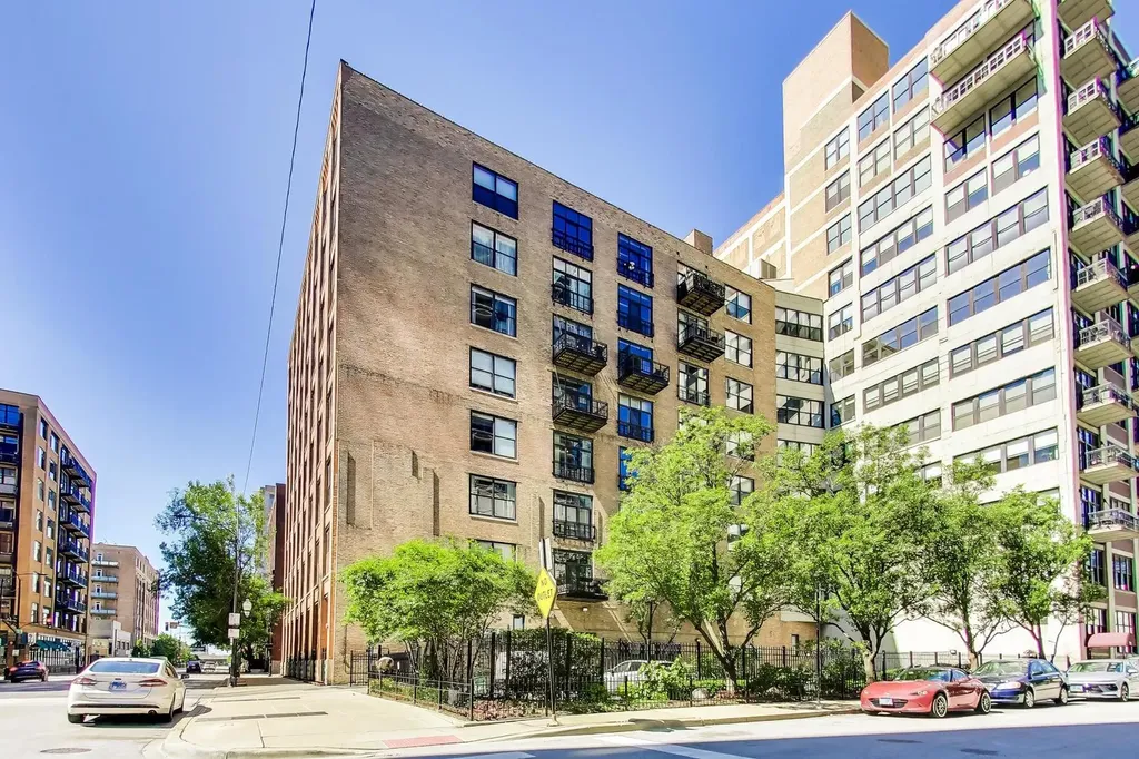 728 West Jackson Boulevard Chicago IL 60661