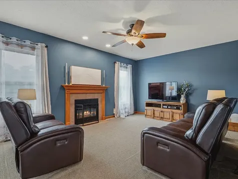 9938 Tybow Trail Roscoe IL 61073
