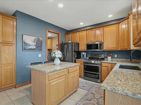 9938 Tybow Trail Roscoe IL 61073