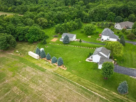 9938 Tybow Trail Roscoe IL 61073