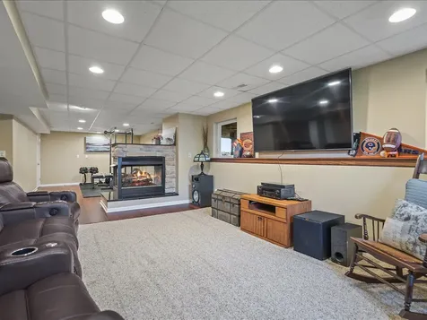 9938 Tybow Trail Roscoe IL 61073