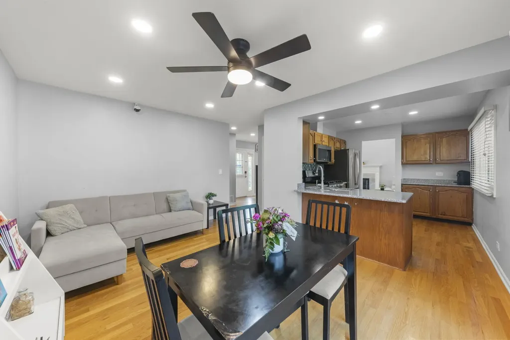 1748 Bucknell Court Naperville IL 60565