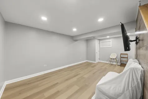1748 Bucknell Court Naperville IL 60565