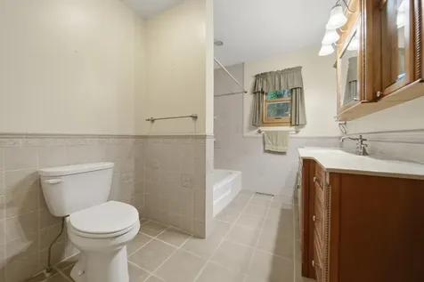 2087 Blackhawk Lane Dixon IL 61021