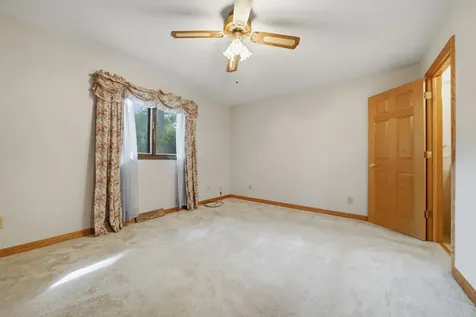 2087 Blackhawk Lane Dixon IL 61021
