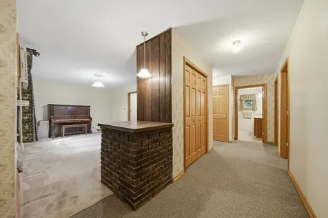 2087 Blackhawk Lane Dixon IL 61021