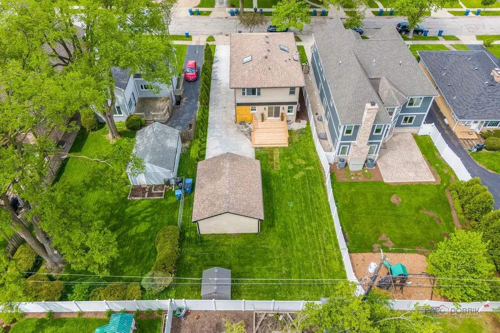 607 South Cedar Avenue Elmhurst IL 60126