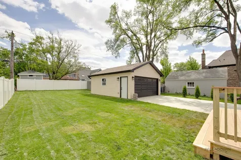 607 South Cedar Avenue Elmhurst IL 60126