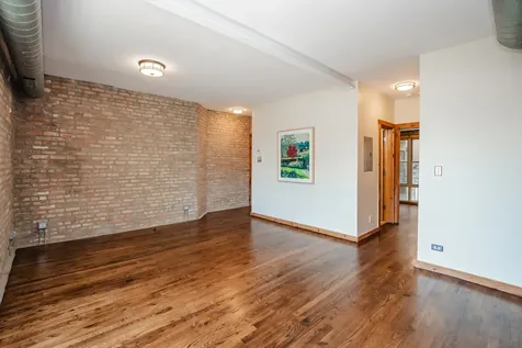 1223 West Greenleaf Avenue Chicago IL 60626
