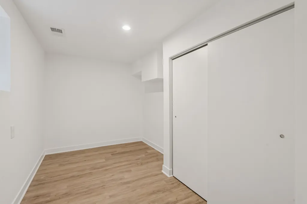 311 East 120th Place Chicago IL 60628