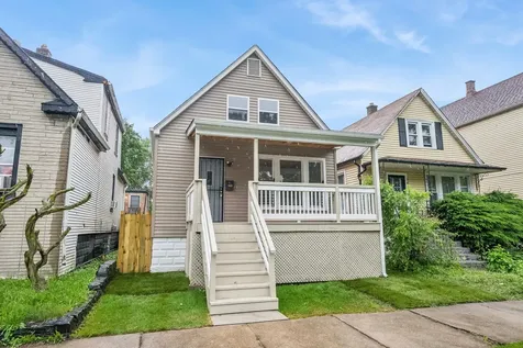 311 East 120th Place Chicago IL 60628