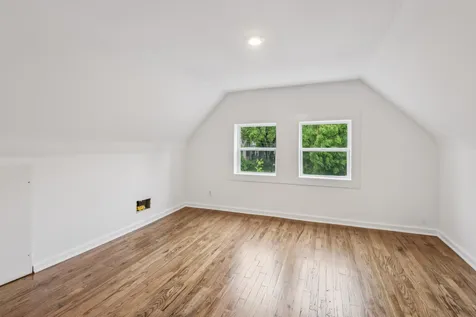 311 East 120th Place Chicago IL 60628