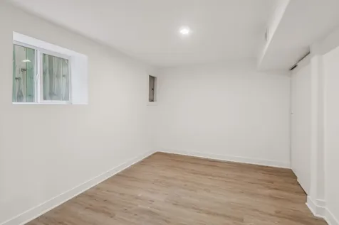 311 East 120th Place Chicago IL 60628
