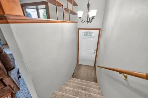508 South 5th Street Malta IL 60150