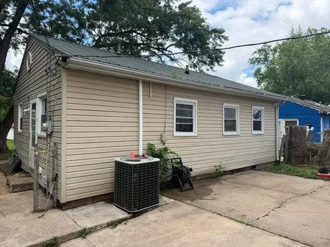1122 North 17th Street Quincy IL 62301