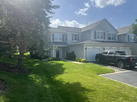 2889 Falling Waters Drive Lindenhurst IL 60046