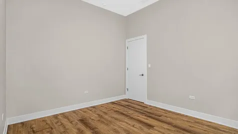 1815 West 19th Street Chicago IL 60608