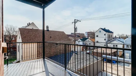 1815 West 19th Street Chicago IL 60608