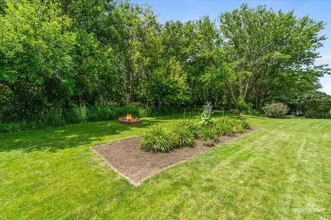 2516 Concord Court Montgomery IL 60538