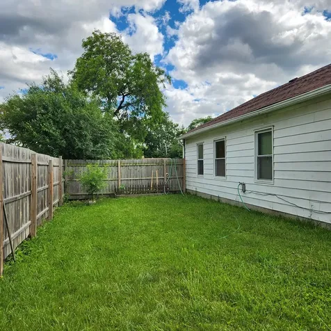 512 Cherry Circle Glenview IL 60025