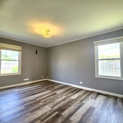 512 Cherry Circle Glenview IL 60025
