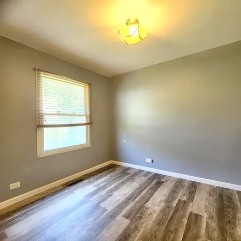 512 Cherry Circle Glenview IL 60025