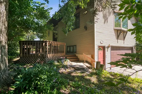 26736 North Circle Drive Mundelein IL 60060