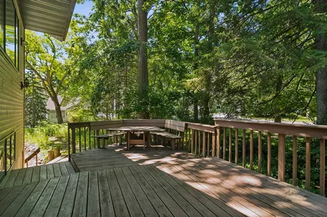 26736 North Circle Drive Mundelein IL 60060