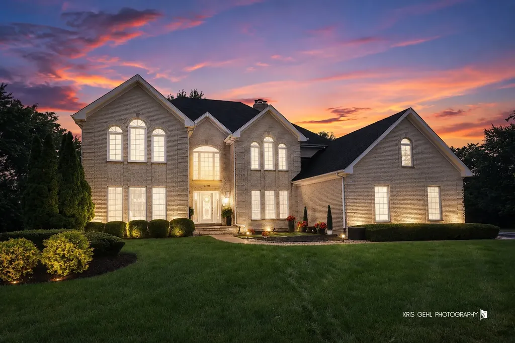 23475 West Newhaven Drive Hawthorn Woods IL 60047