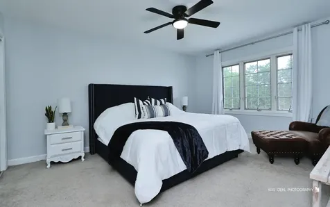 23475 West Newhaven Drive Hawthorn Woods IL 60047