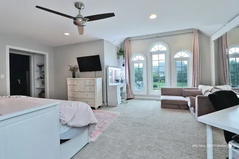 23475 West Newhaven Drive Hawthorn Woods IL 60047