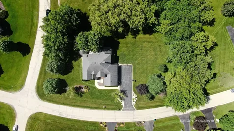 23475 West Newhaven Drive Hawthorn Woods IL 60047