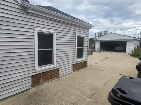 2135 Elm Avenue Hanover Park IL 60133