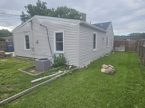 2135 Elm Avenue Hanover Park IL 60133