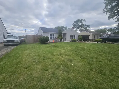 2135 Elm Avenue Hanover Park IL 60133