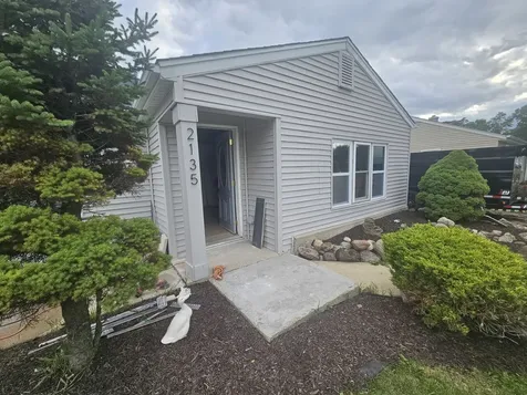 2135 Elm Avenue Hanover Park IL 60133